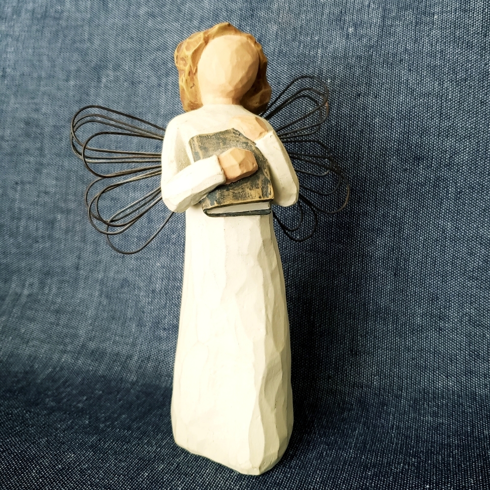 WILLOW TREE Angel of Learning